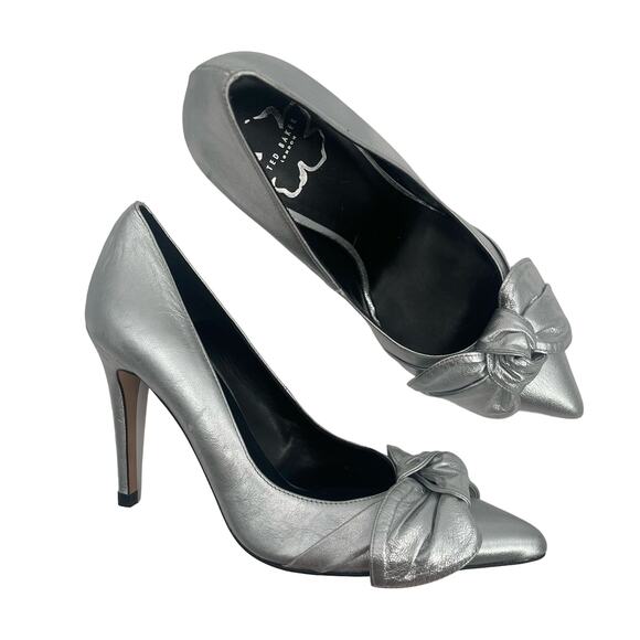 TED BAKER Ryal Heels Size 39 (US Size 9) Pump Silver Bow Metallic Feminine Bride - Picture 1 of 15